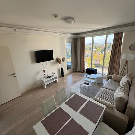 Sky Cevahir Lägenhet *